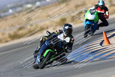 media/Jan-09-2022-SoCal Trackdays (Sun) [[2b1fec8404]]/Turn 11 (935am)/